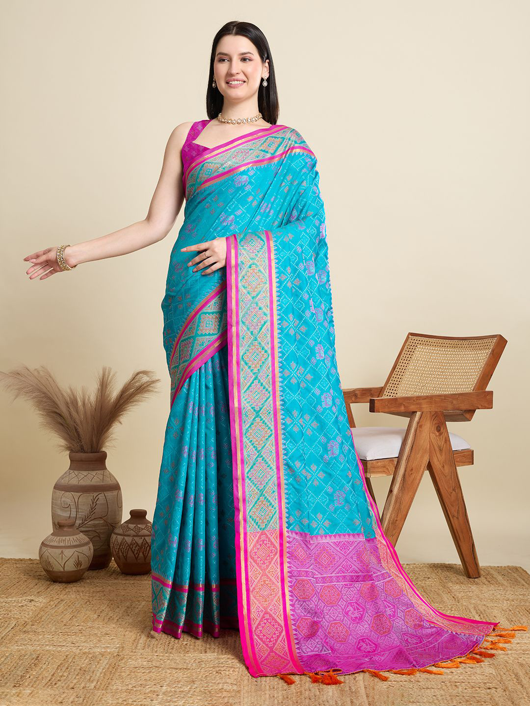 Pandadi Saree Women Checked Zari Designer Patola Sarees