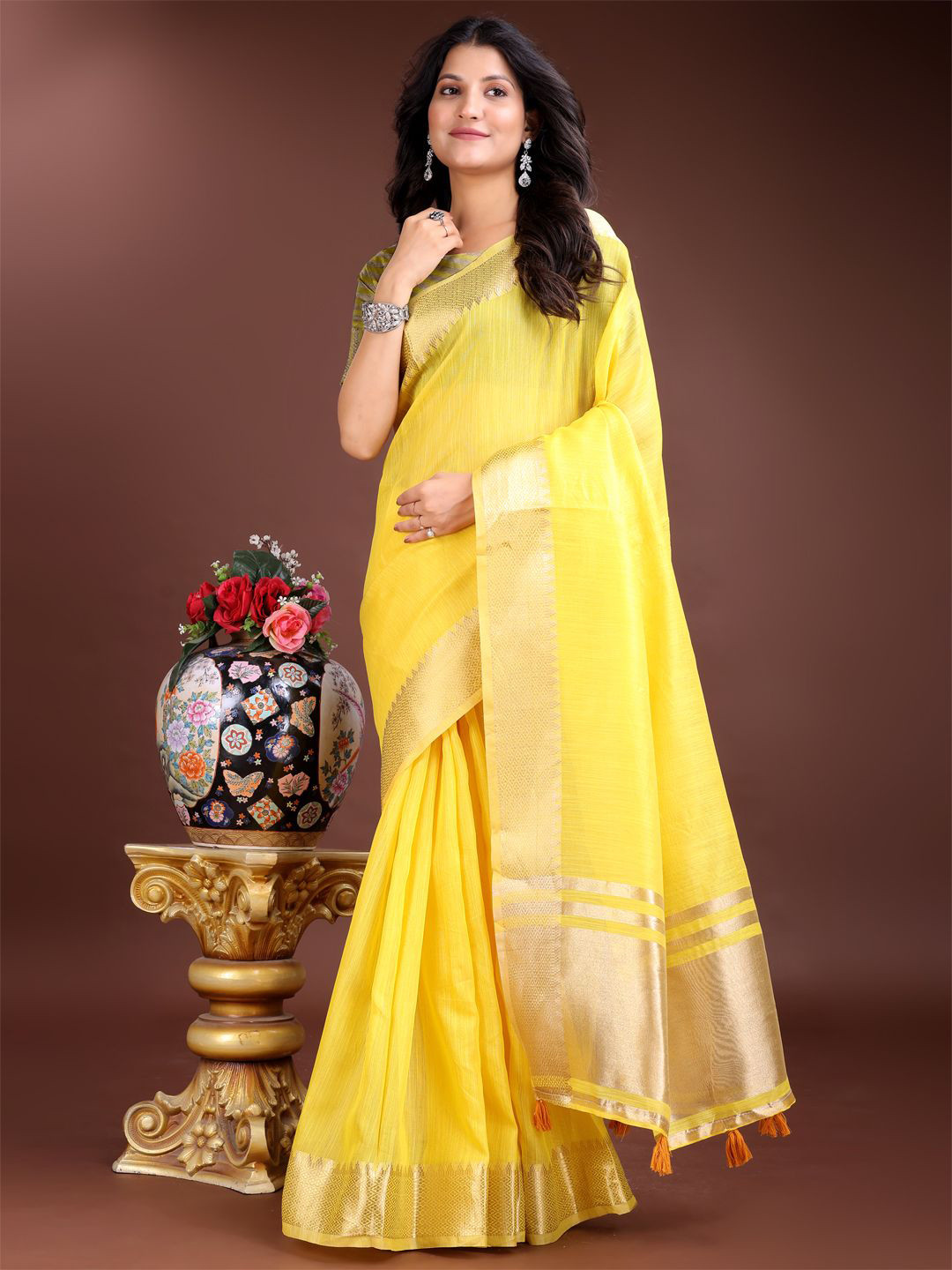 Pandadi Saree Solid Zari Ready to Wear Sarees