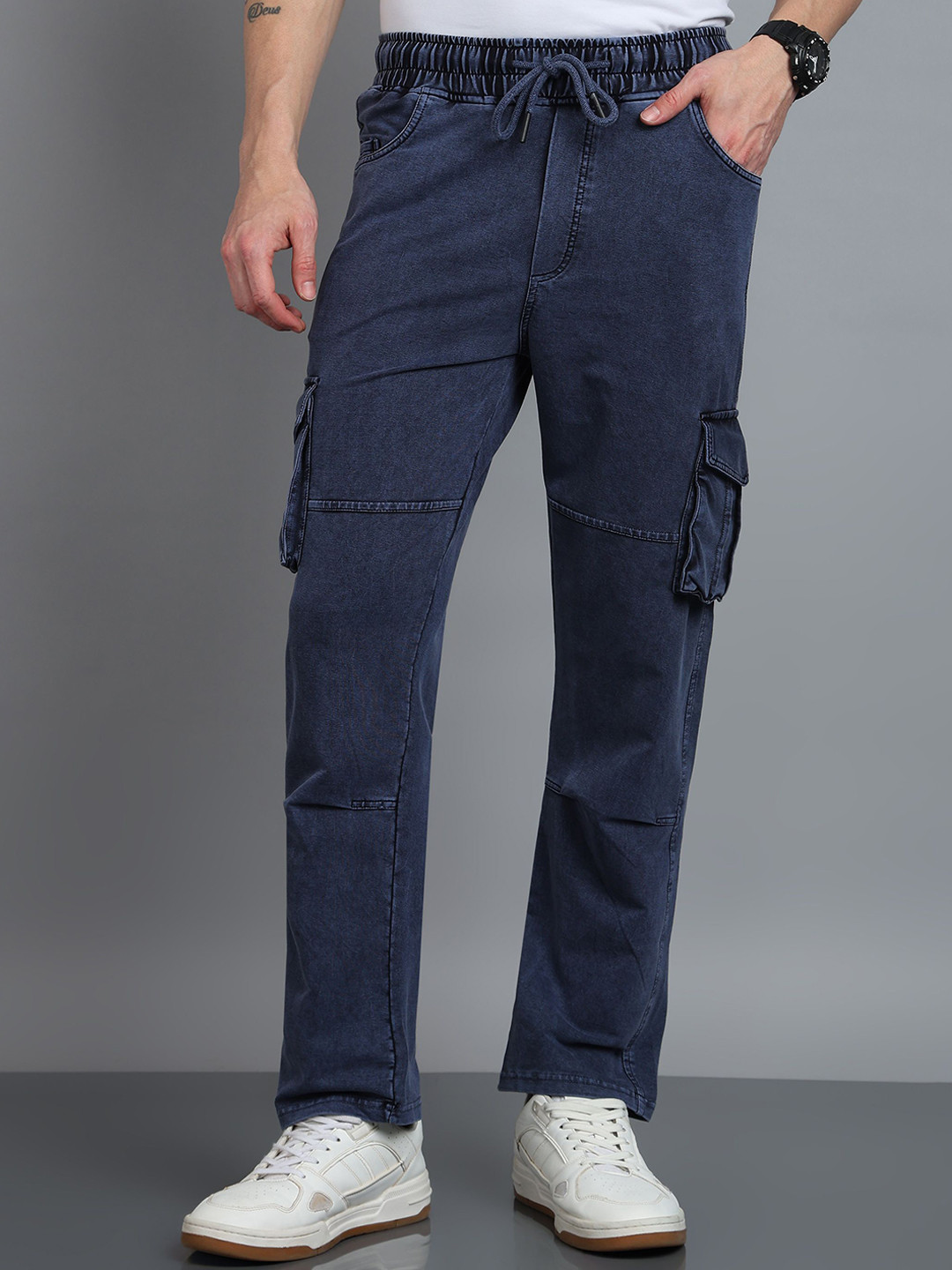ELLIPSE Men Cotton Mid-Rise Regular Fit Cargos Trousers