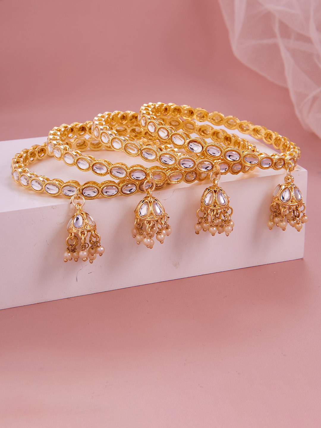 GC PREMIUM JEWELLERY Set Of 4 Kundan-Studded & Beaded Bangles