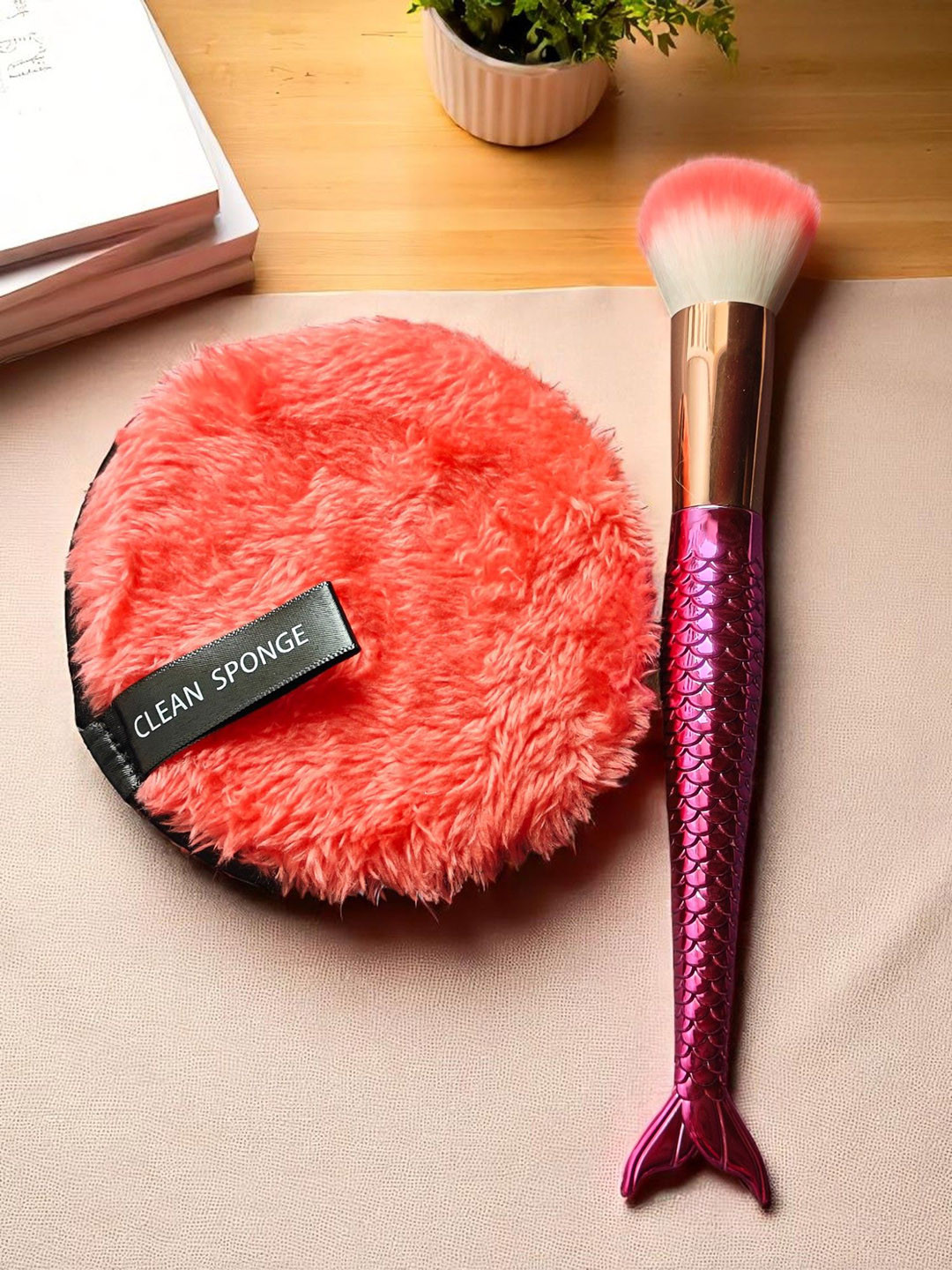 CHRONEX Set Of 2 2-In-1 Professional Makeup Brush With Makeup Remover Pad