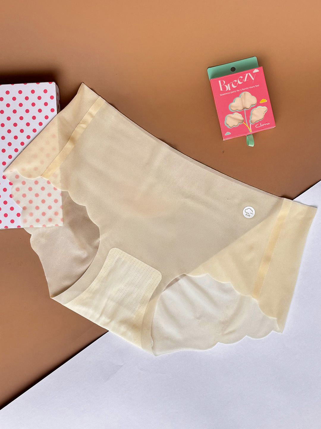 Clovia Medium Waist Outer Elastic Hipster Brief - PN5044L02S