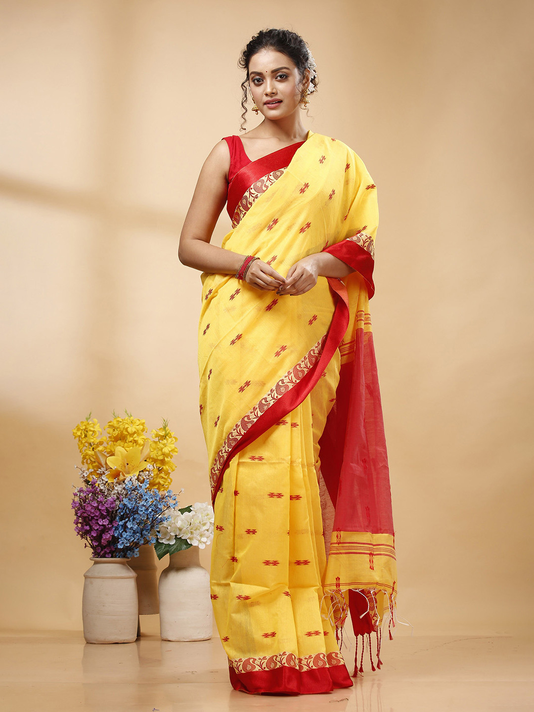 SLAGHA Women Woven Design Traditional Taant Saree