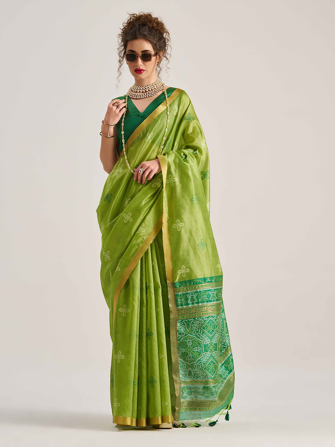 BEYOND ETHNIC Bandhani Printed Saree