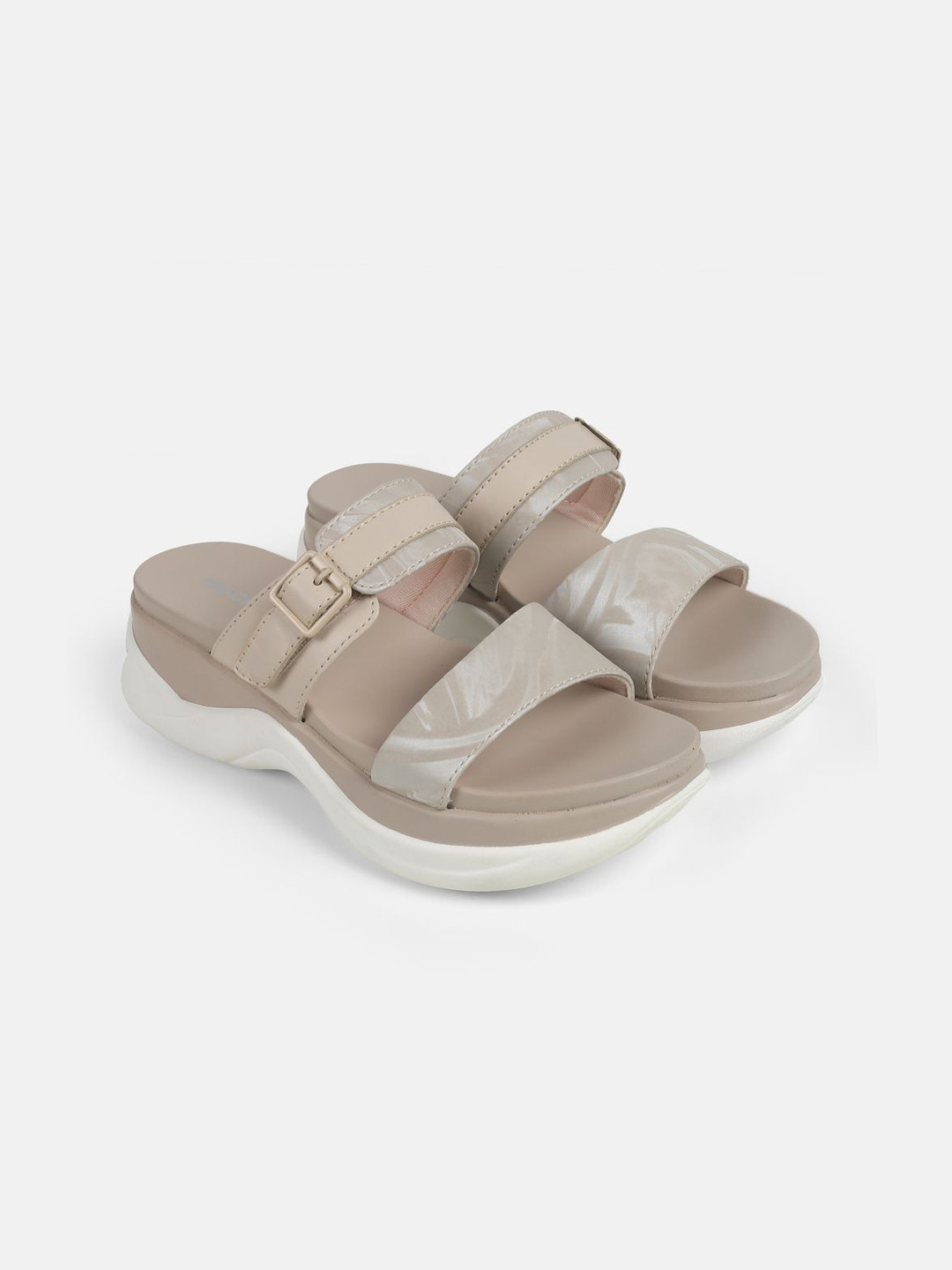 Mochi Women Flatform Sandals with Buckles