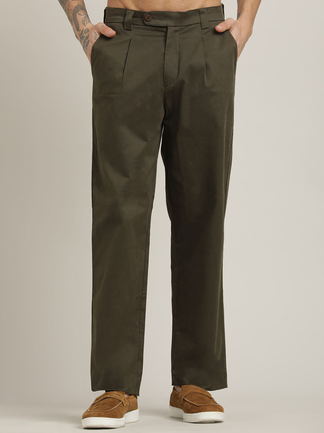 Saltpetre Men Relaxed Straight Leg Olive Pleated Chinos Trousers
