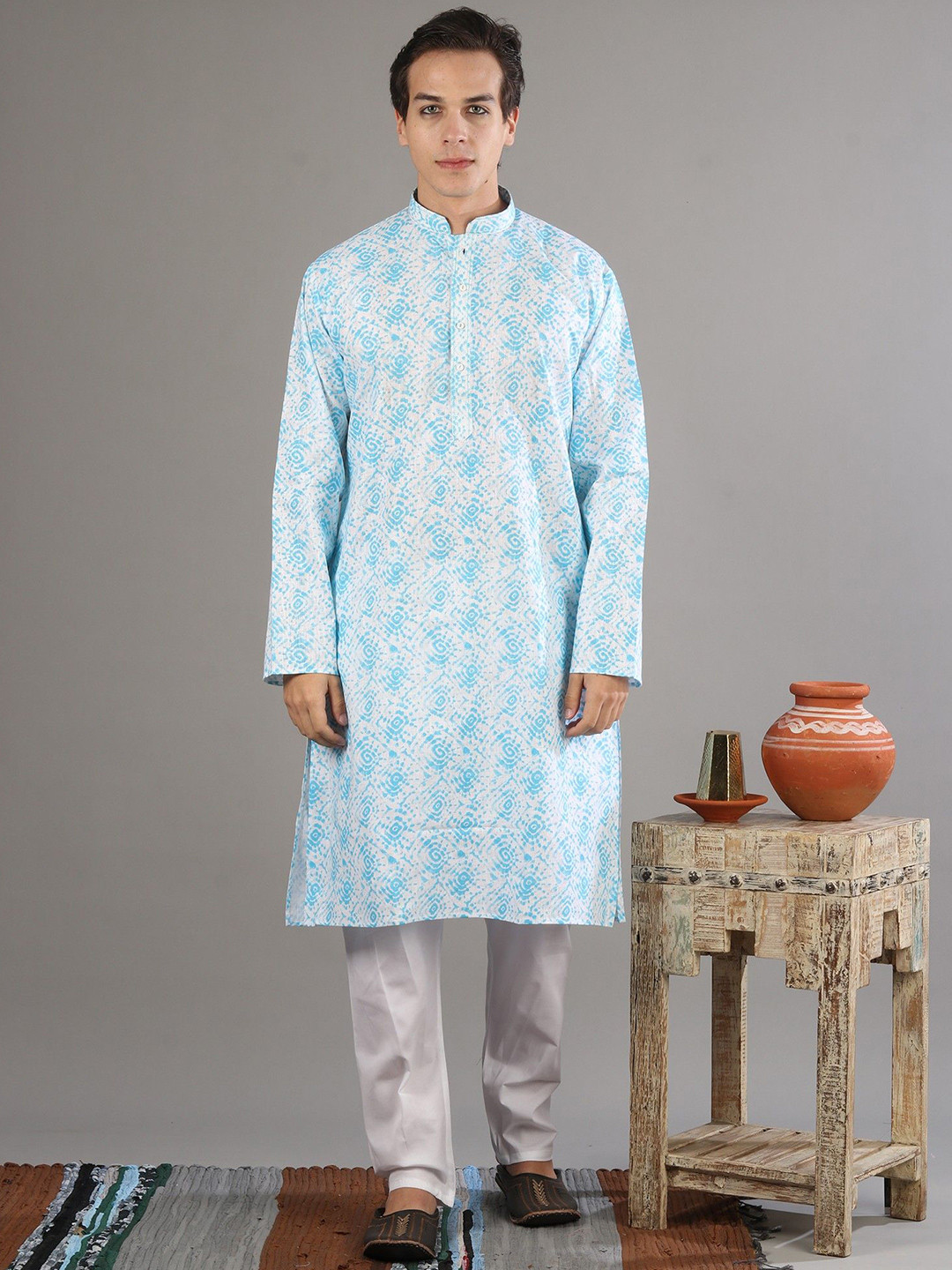 Exotic India Tie-Dye Hexagon Pattern Mandarin Collar Straight Kurta With Trouser