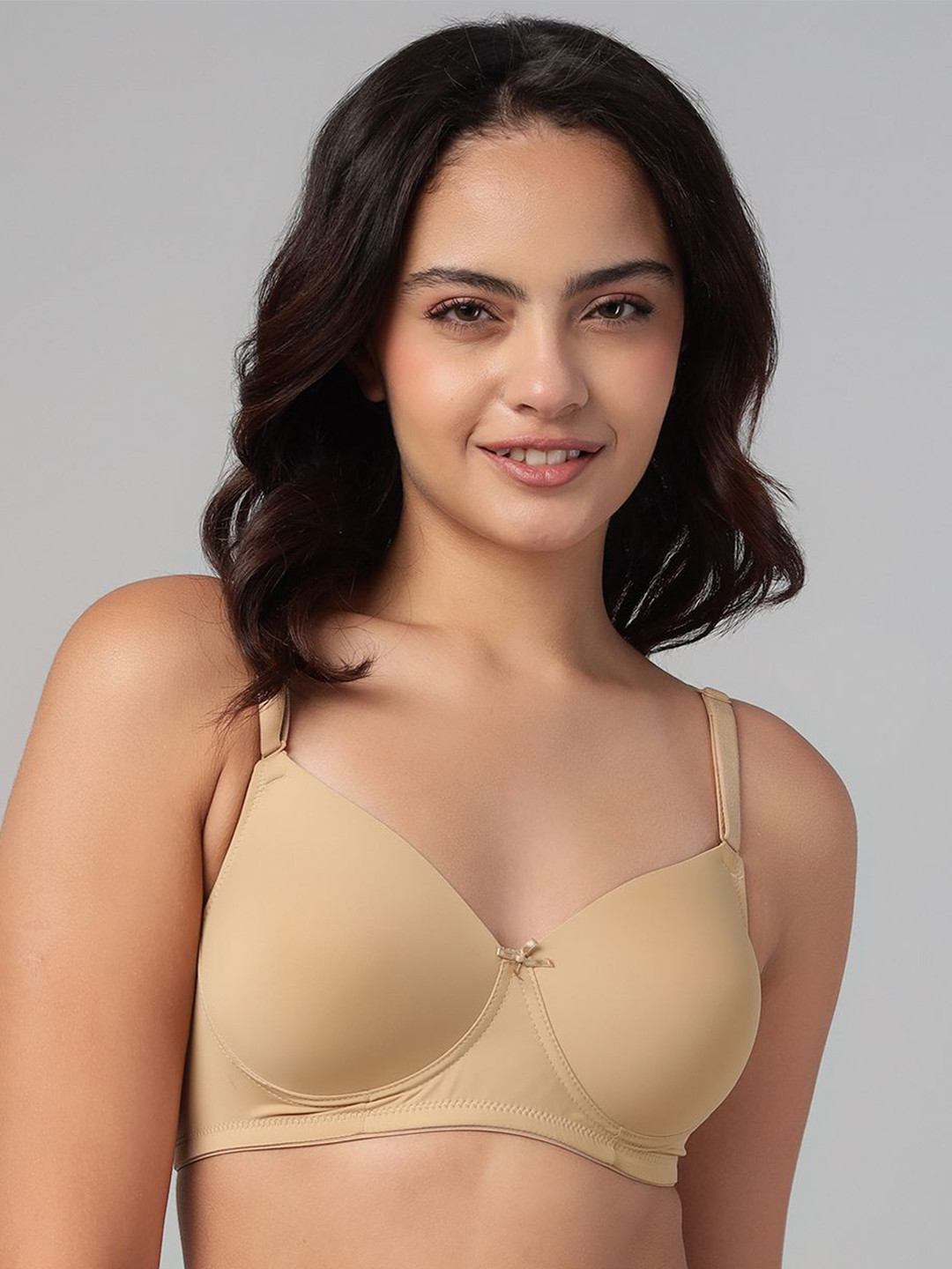 Clovia Bra Full Coverage Lightly Padded Full Cup Wire Free T-shirt Bra