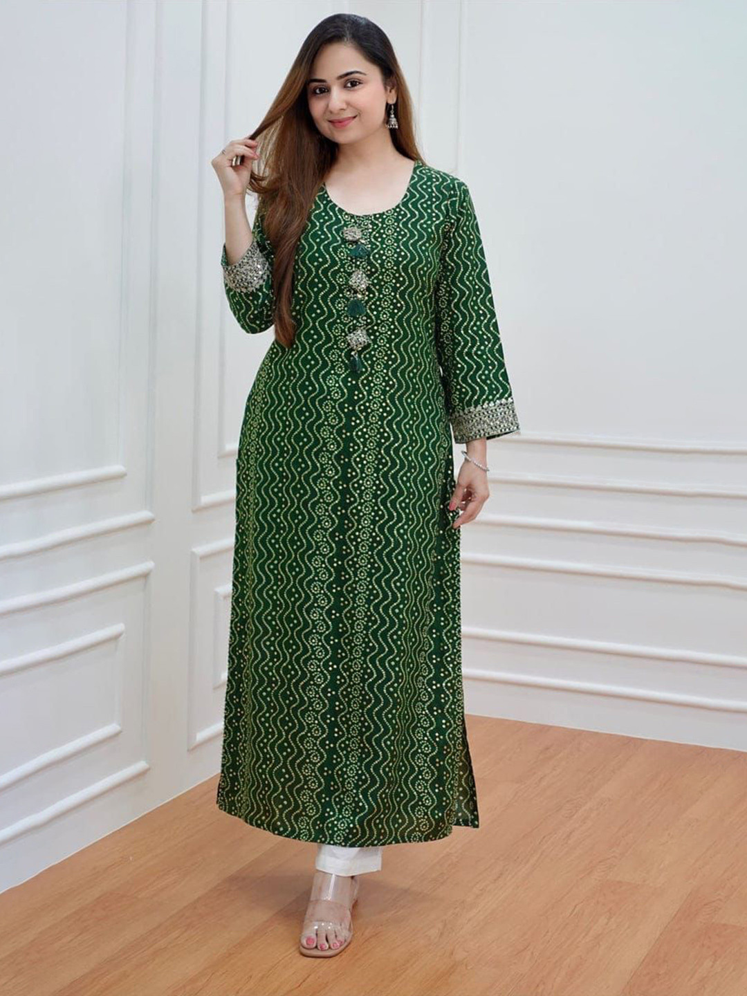 SEZNILA Women Bhandini Printed Round Neck Kurta