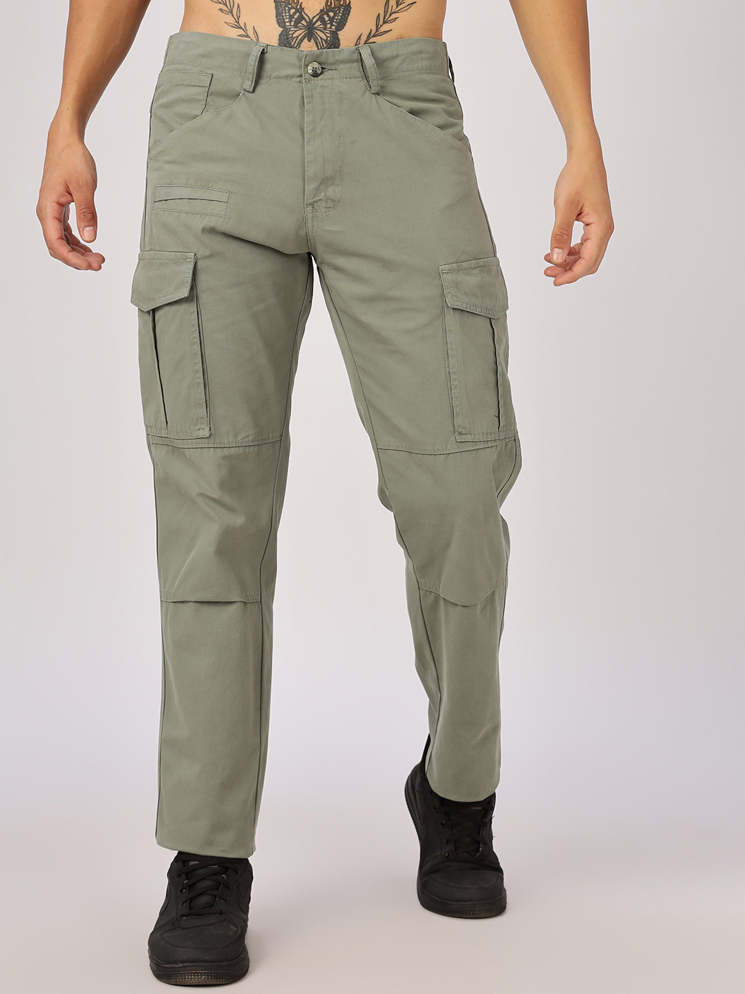 THE BEETEL HOUSE Men Relaxed Fit Dyed Bulky Cargos Trousers