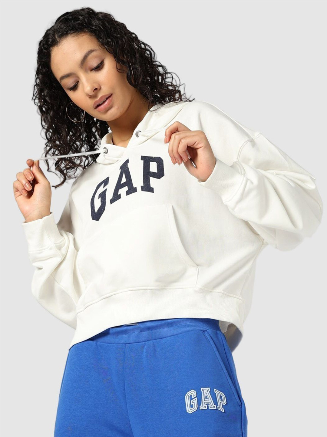 GAP Women Printed Boxy-Fit Cropped Hooded Sweatshirt