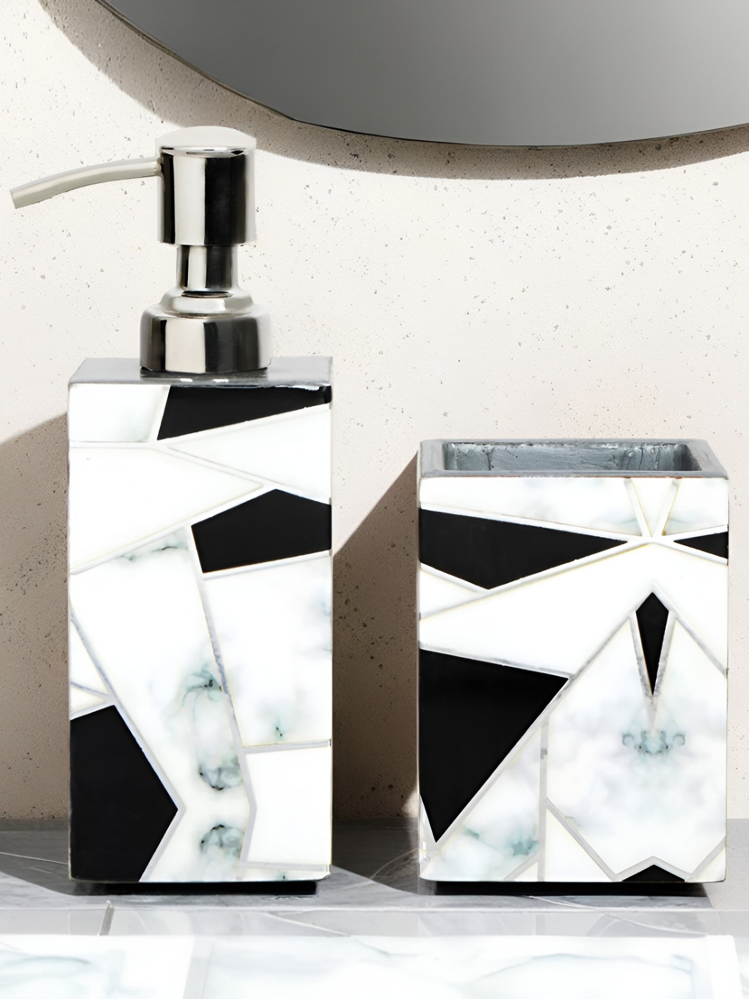 THE HOME CO. Grey & Black 2 Pieces Geometric Printed Wooden Classic Bath Accessories