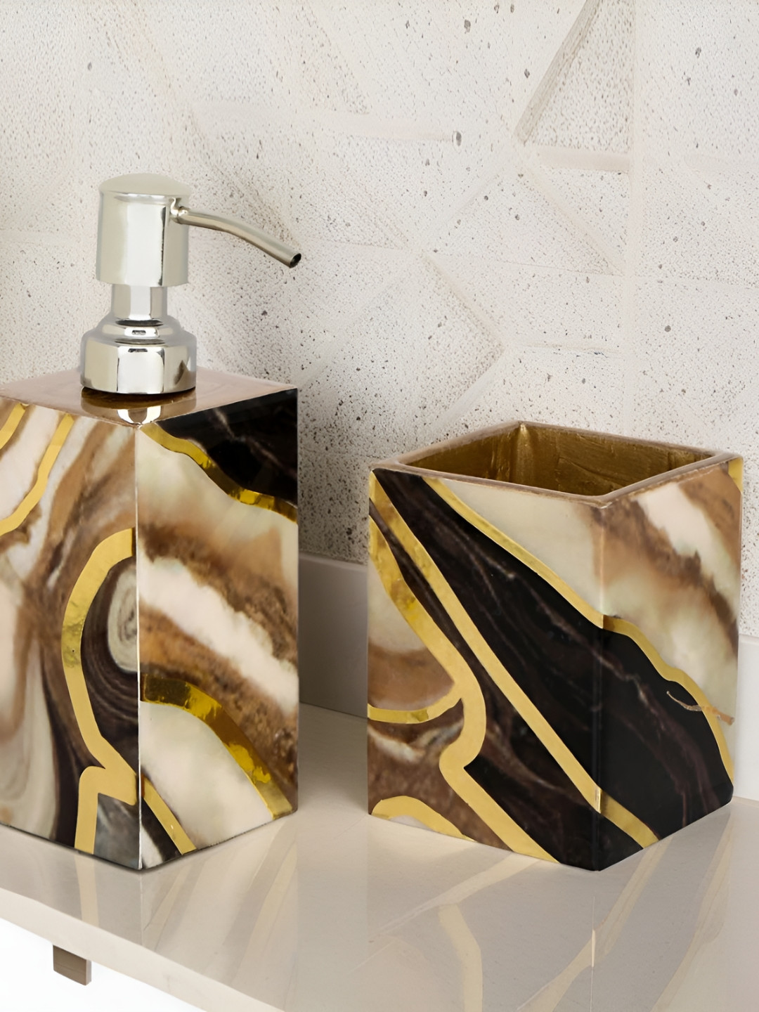 THE HOME CO. Brown & Black 2 Pieces Abstract Printed Contemporary Wooden Bath Accessories