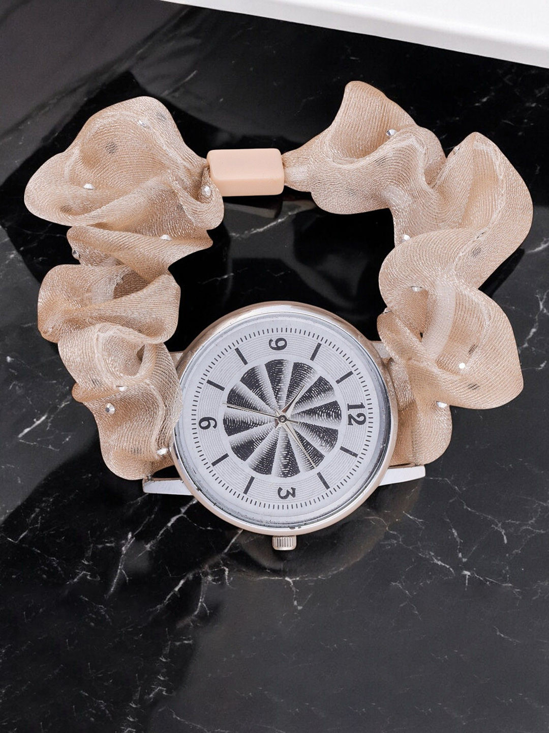 WATCHSTAR Women Dial & Straps Analogue Galaxy chiku Watch