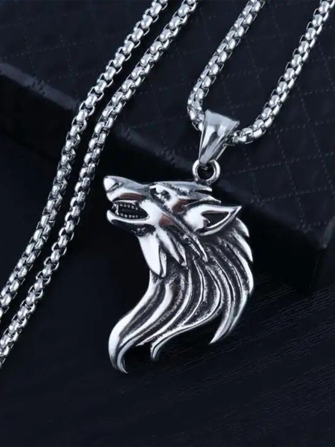 P. R. PRINTS Silver-Plated Stainless Steel Wolf Pendant With Chain