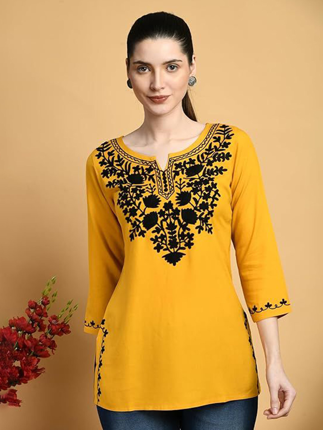 BlueWears Women Ethnic Motifs Embroidered Chikankari Straight Kurti