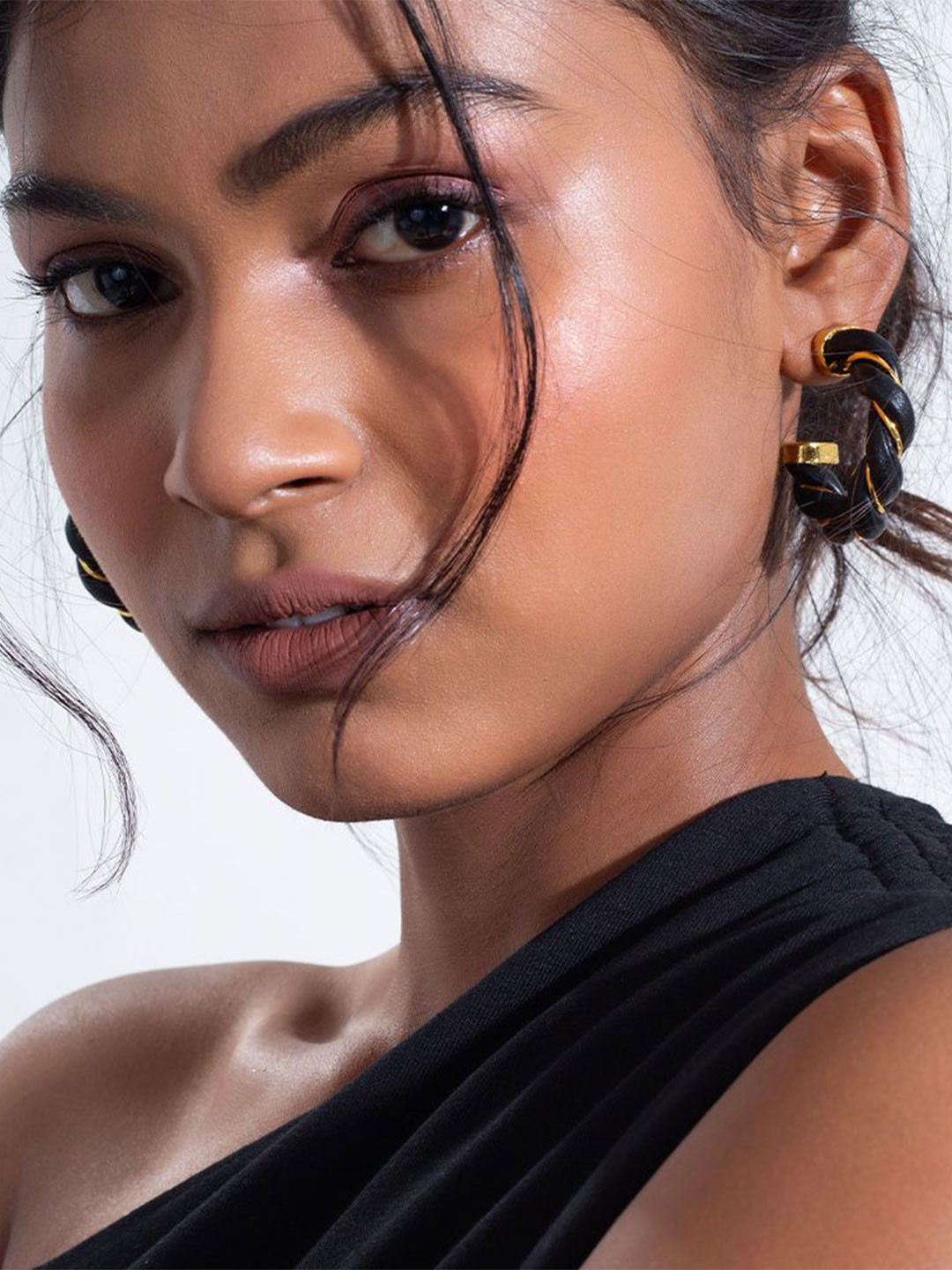 MINJI AND CO. Gold-Plated Twisted Rope Circular Half Hoop Earrings