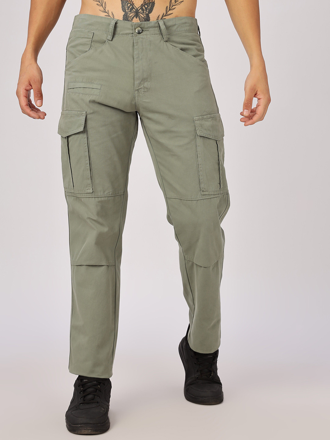 NEVER NEUD Men Relaxed Fit Dyed Bulky Cargos Trousers