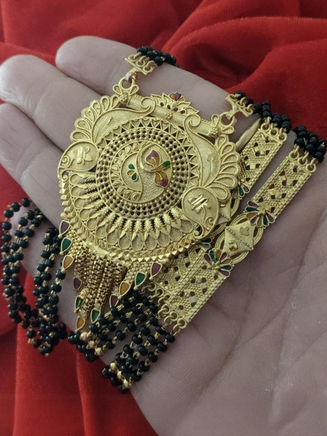 niva fashion Gold-Plated Artificial Stones Mangalsutra