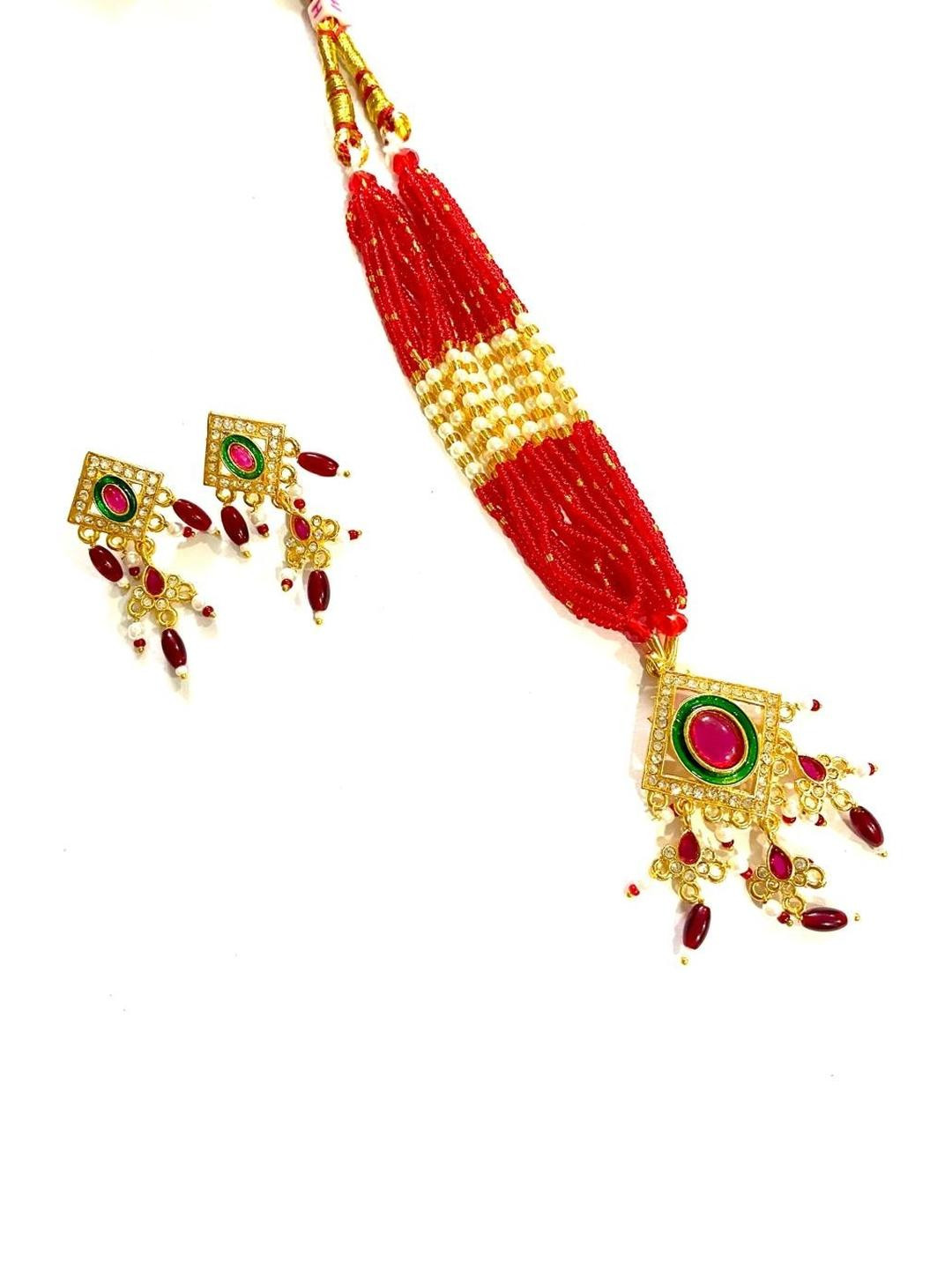 Women trendy jewellery set