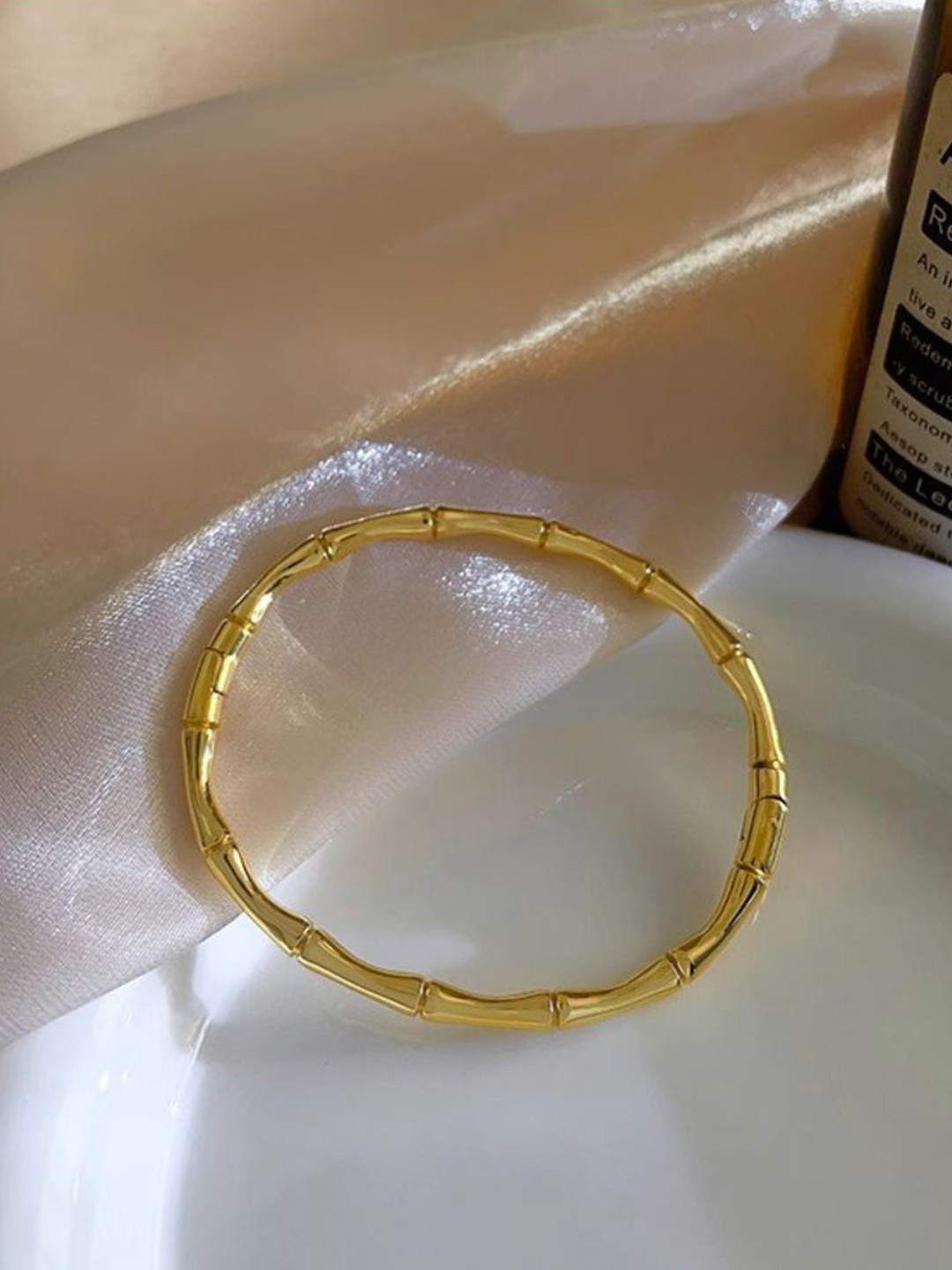 Aiza 18KT Gold Plated Graceful Bangle Bracelet