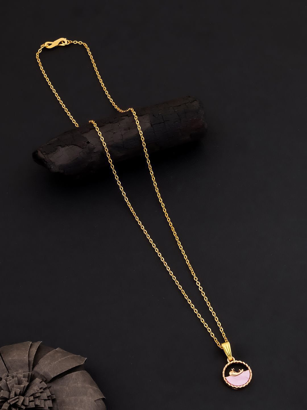 DressBerry Gold-Plated Relaxing Dolphin Pendant with Chain