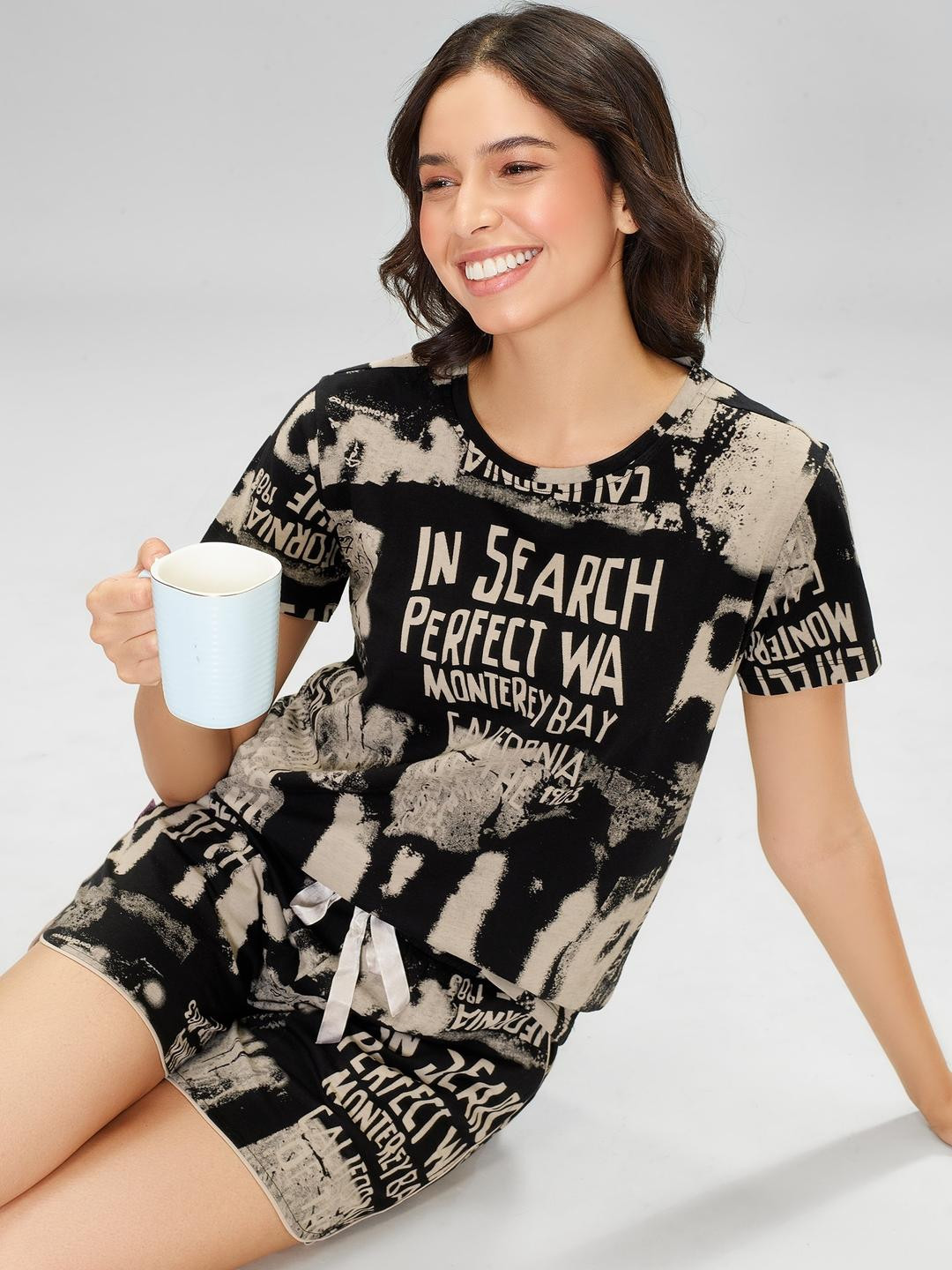 Lotik Women Graphic Printed Night suit