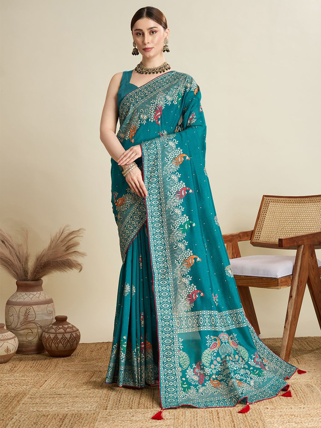 Panzora Ethnic Motifs Foil Printed Saree And Matching Blouse Piece