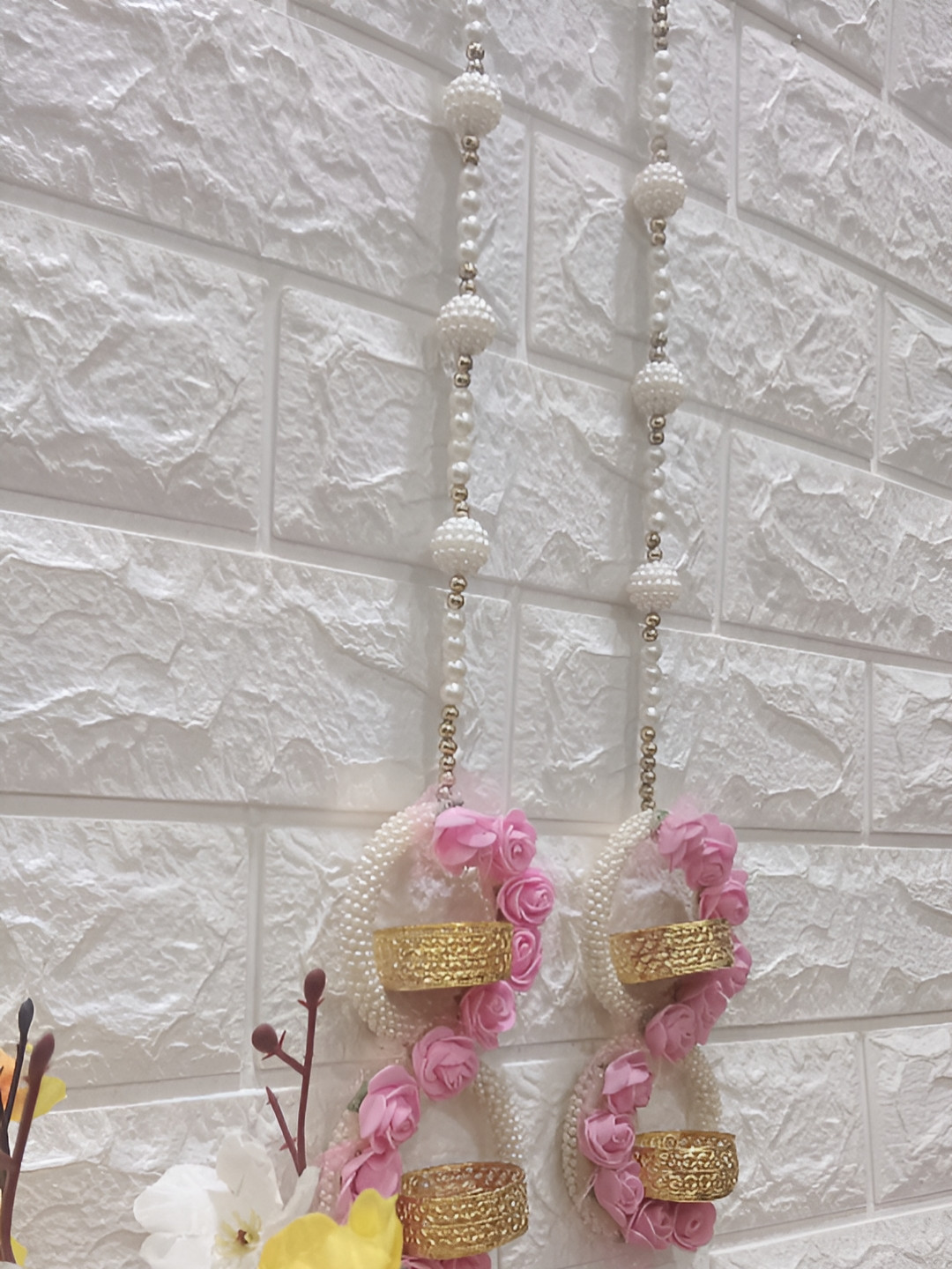 Sellplus 2-Pcs Yellow & Pink Hanging Candle Holder