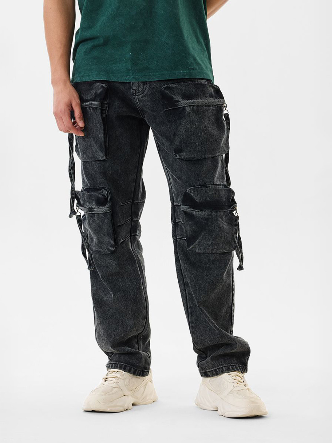 Snitch Men Black Mid-Rise Baggy Cargo Pants