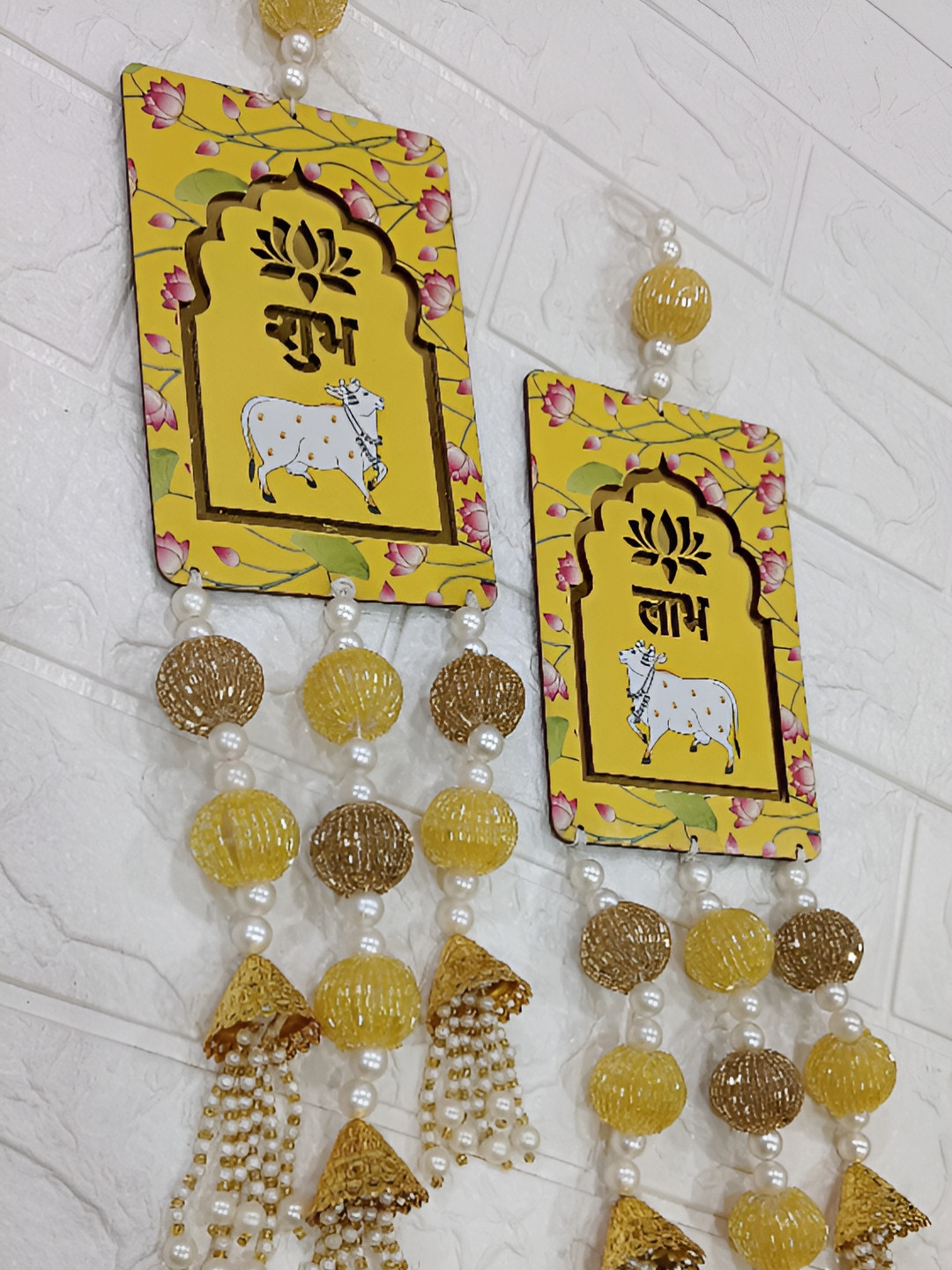 Sellplus 2-Pcs Yellow Pichwai Cow Wooden Festive Hanging