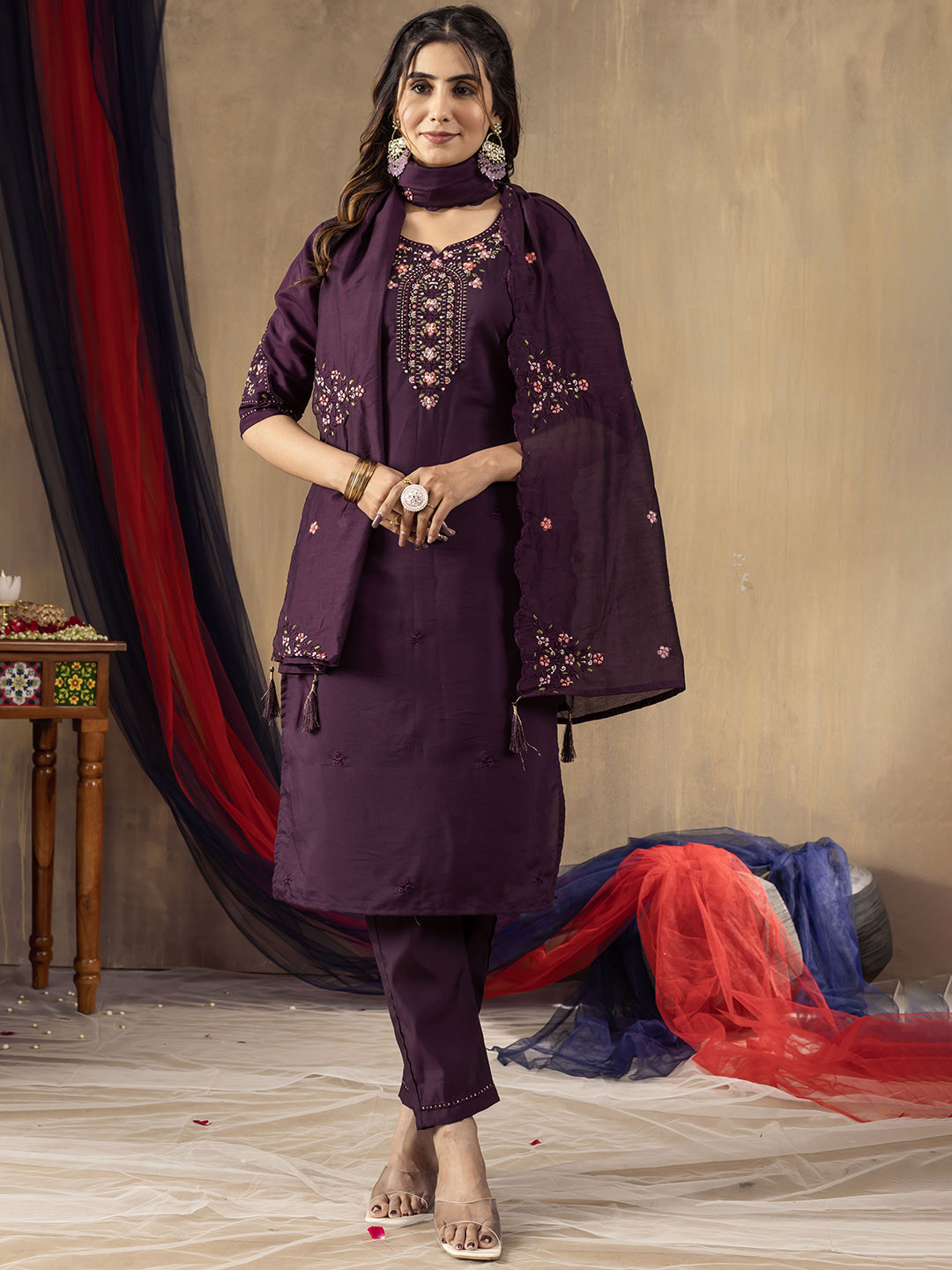 Divyadham Textiles Women Floral Embroidered Kurti with Trousers & Dupatta Kurta Sets
