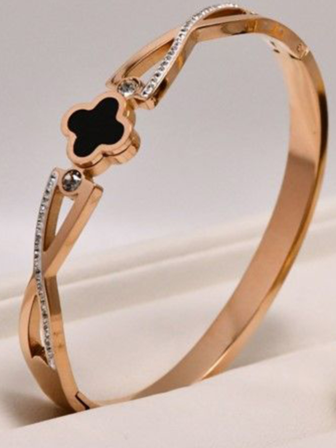 Aiza 18KT Rose Gold Plated Enchanted Clover Bangle Bracelet