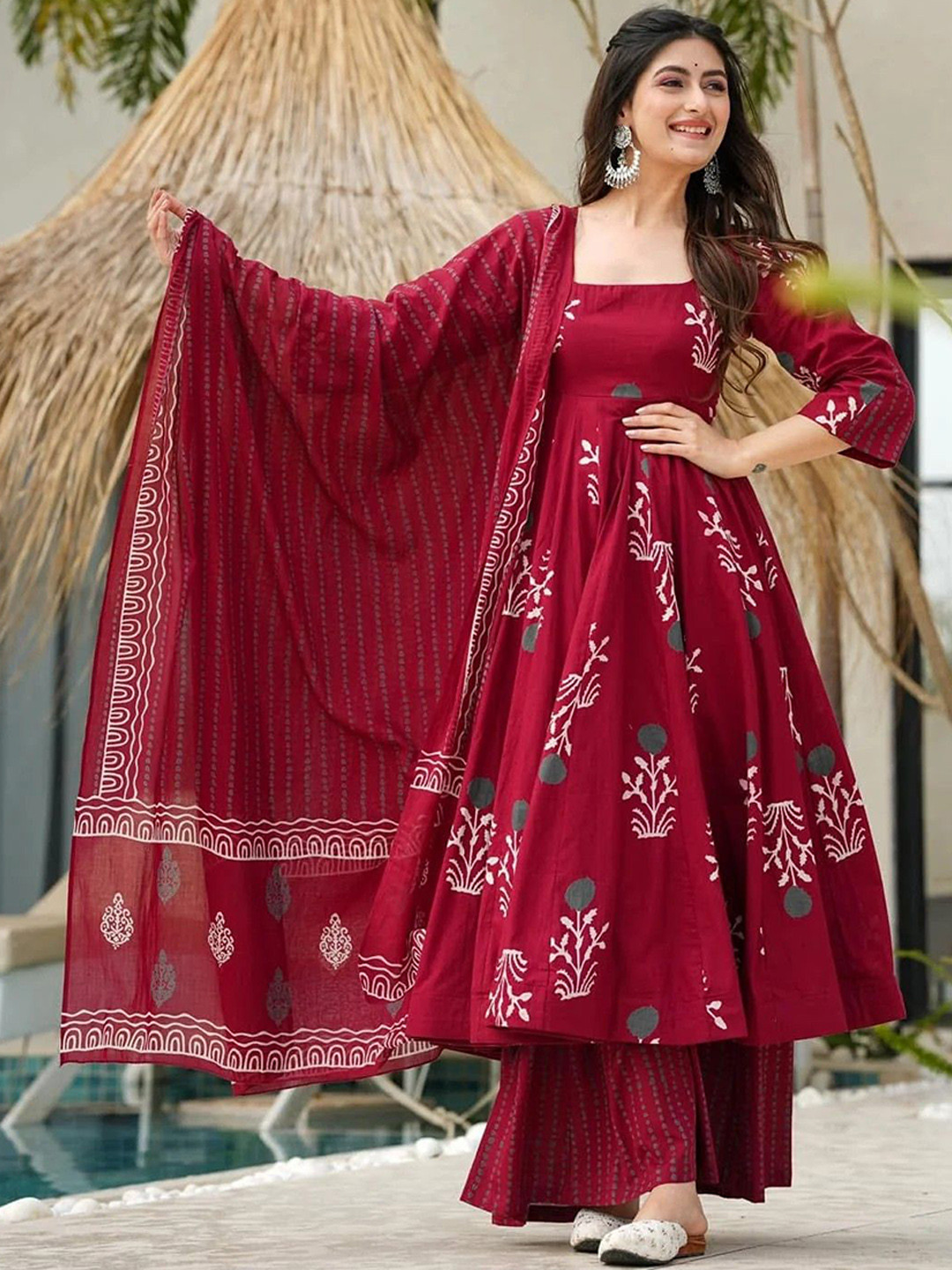 Wedani Women Floral Printed Angrakha Kurta & Palazzos With Dupatta