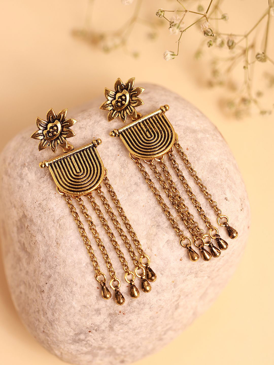 Fringes Fluted Bloom Dangler Earrings
