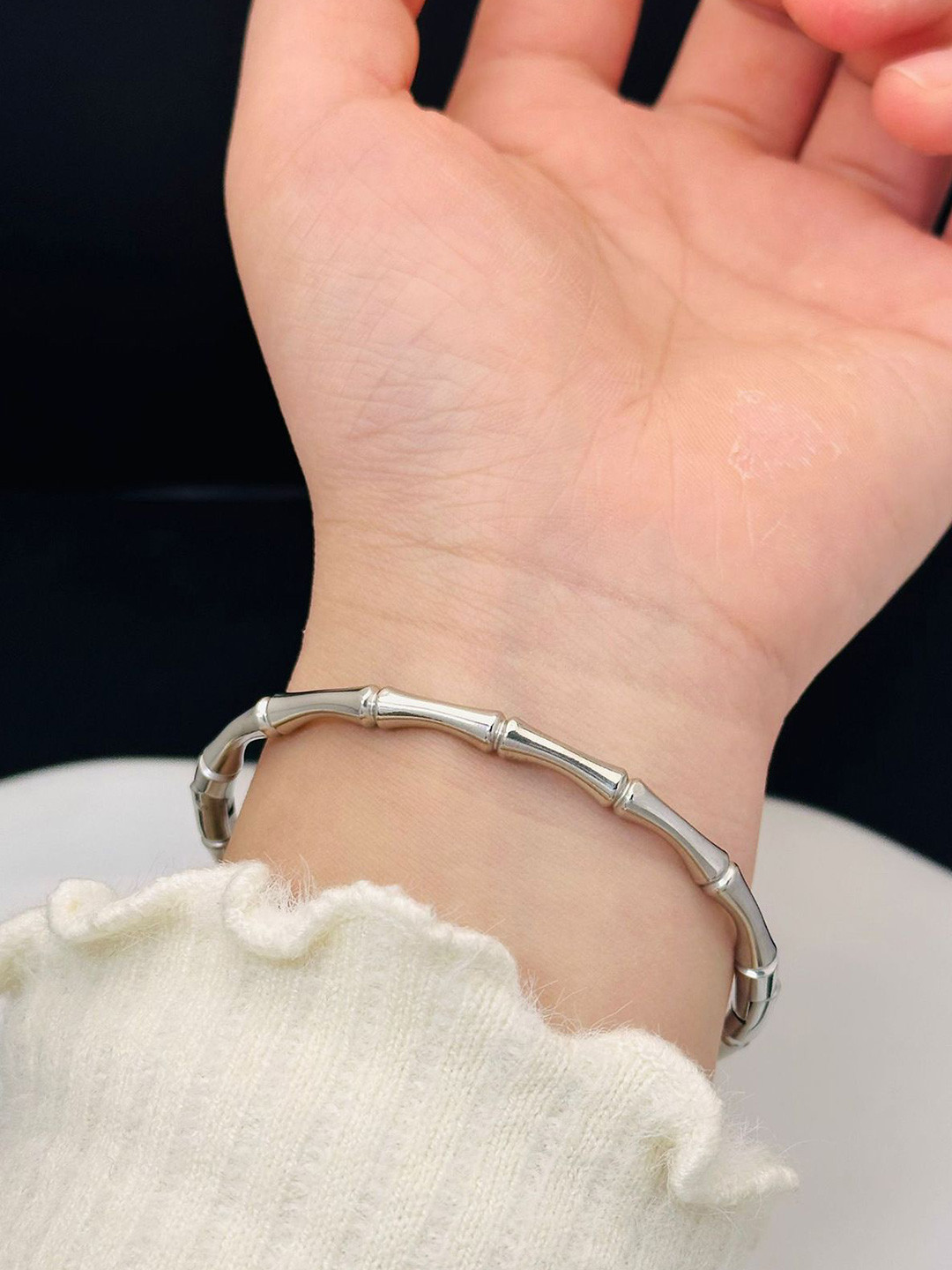 Aiza Silver Plated Graceful Bangle Bracelet