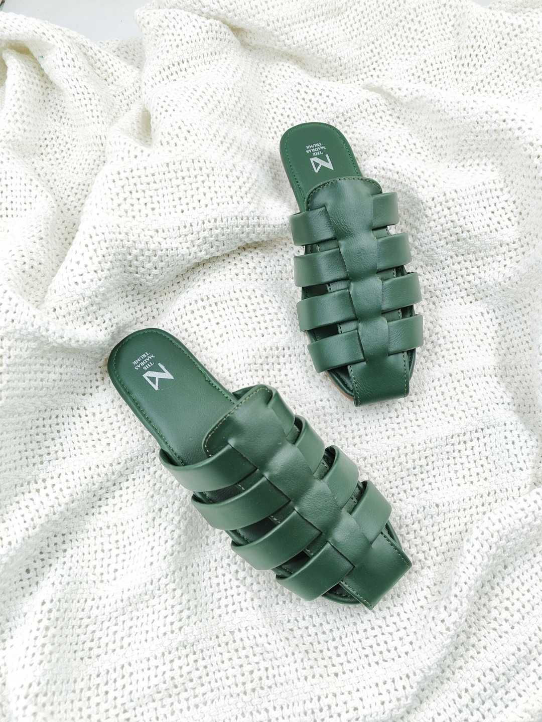 THE MADRAS TRUNK Women Square Toe Mules