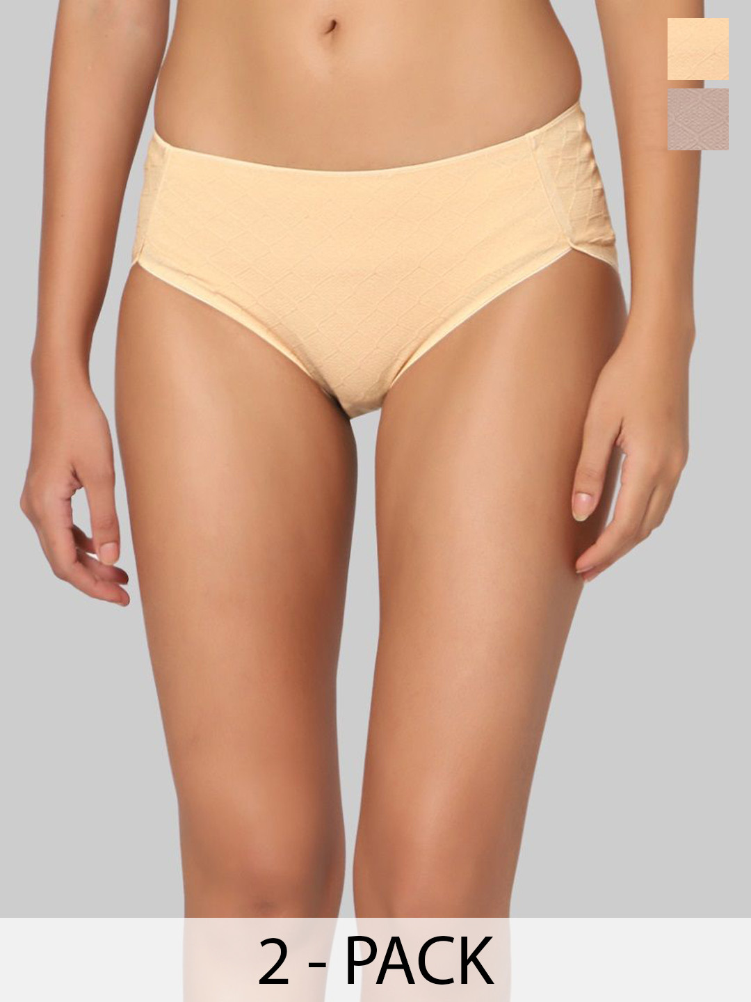 INTIMATE QUEEN Pack Of 2 Seamless Ultra Light Hipster Briefs - IQ-CSU-DP-01-XS