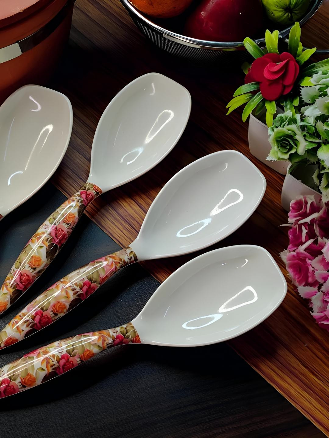 Vemlons  4 Piece White Plastic Table Spoon