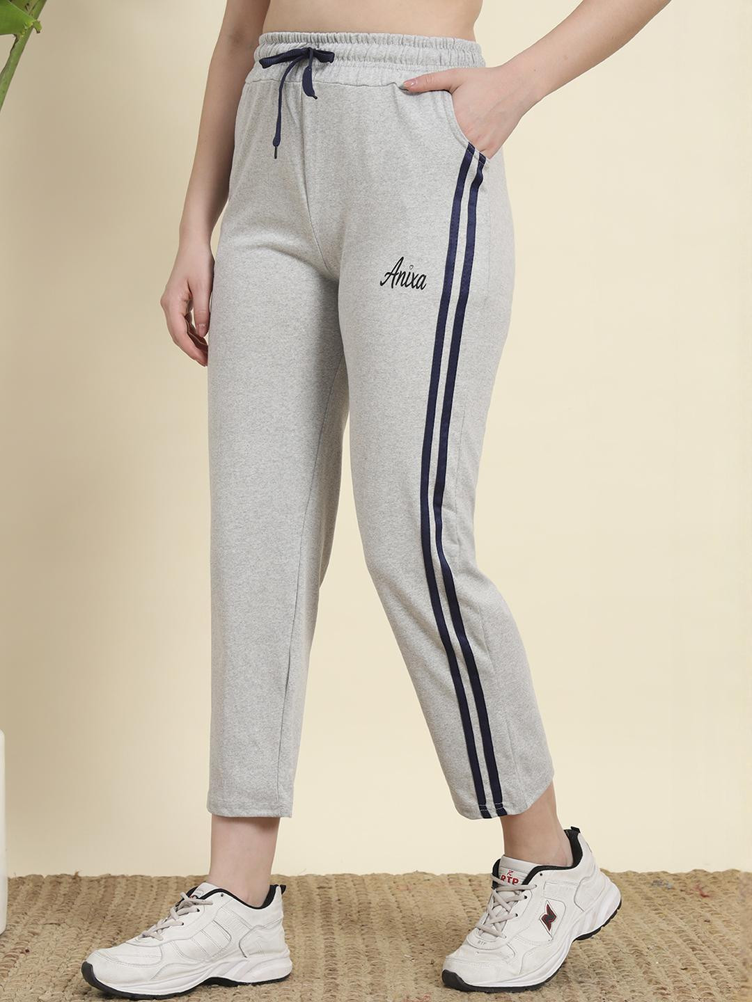 TRENDY WORLD Women Cotton Striped Pyjama
