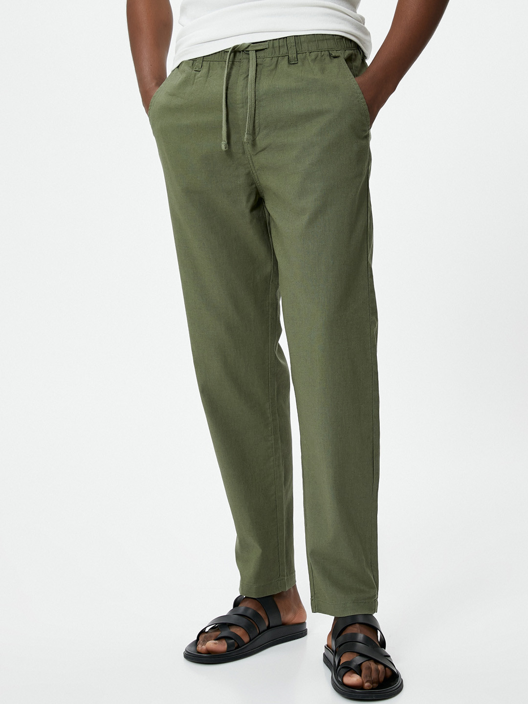 Koton Men Mid-Rise Loose Fit Chinos Trouser