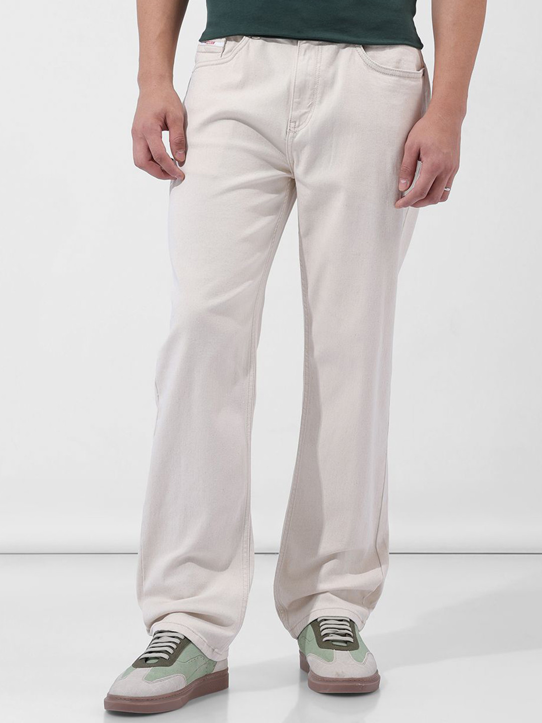 The Indian Garage Co Men Regular Fit Mid-Rise Clean Look No Fade Stretchable Jeans