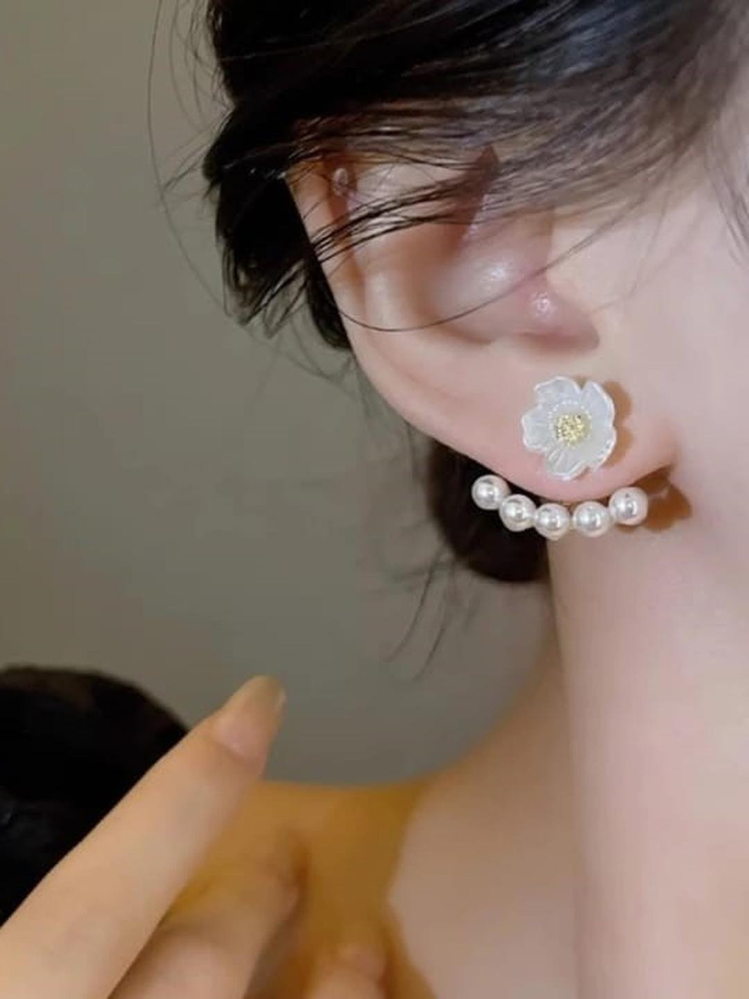 Amrav Women White Earrings