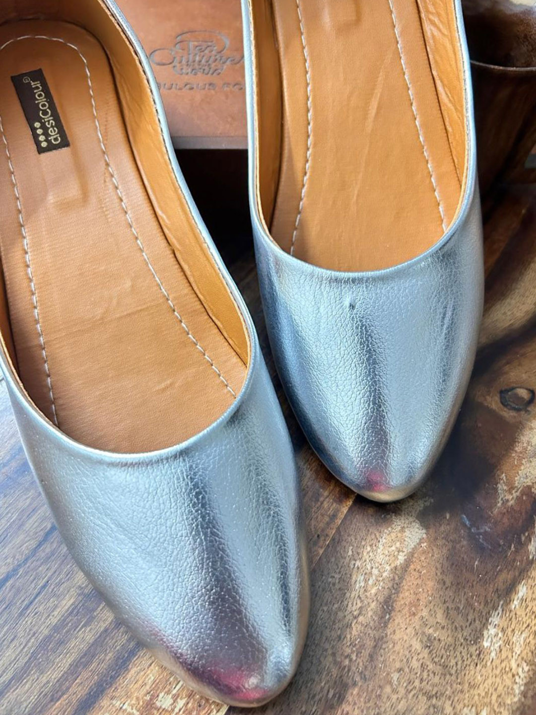 DESI COLOUR Women Pointed Toe Slip On Mojaris Flats