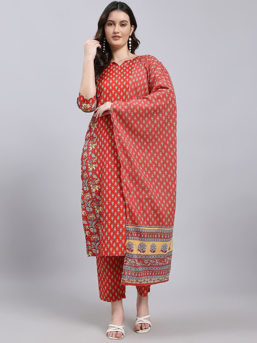THE FAB FACTORY Floral Printed Notch Neck Mirror Work Straight Kurta Trousers & Dupatta