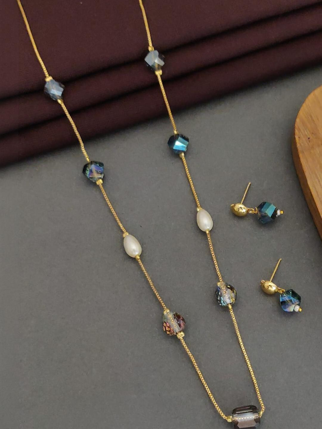 RACHANA FASHION Gold-Plated Necklaces & Earrings