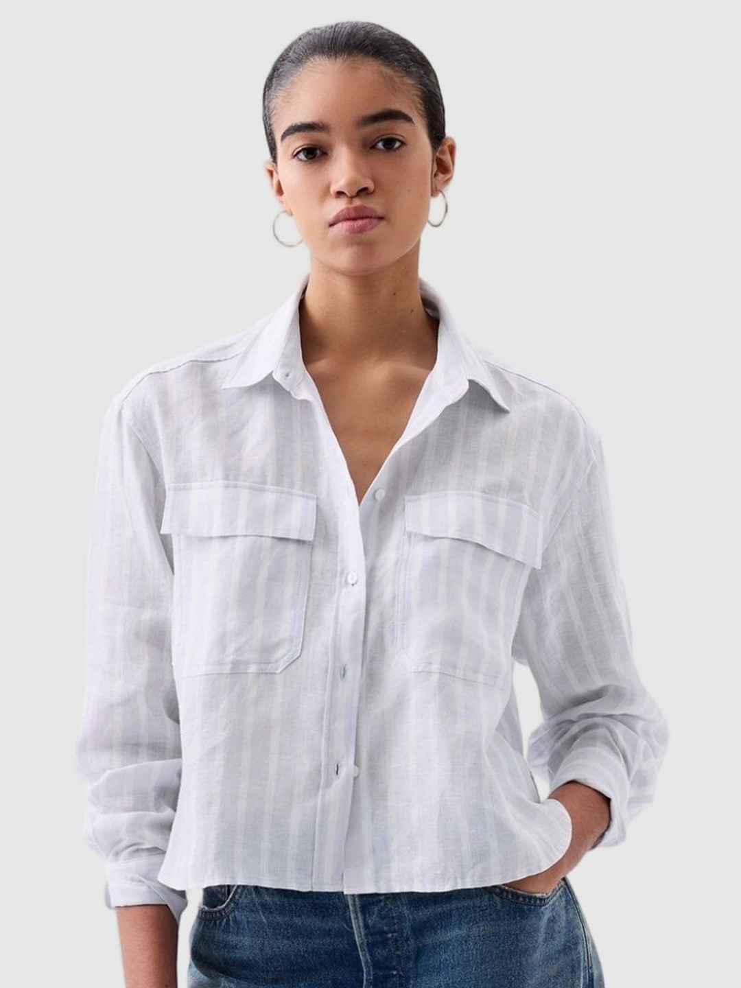 GAP Relaxed Fit Vertical Striped Pure Linen Cropped Shirt