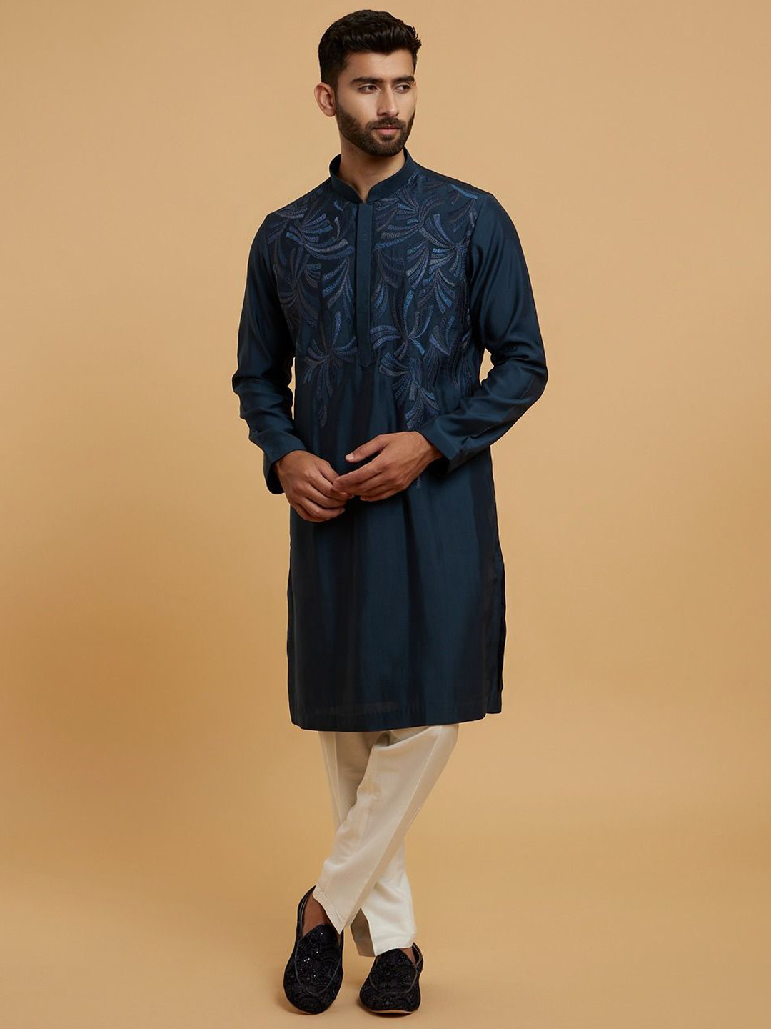 Twamev Regality Floral Embroidered Mandarin Collar Thread Work Straight Kurta With Trouser