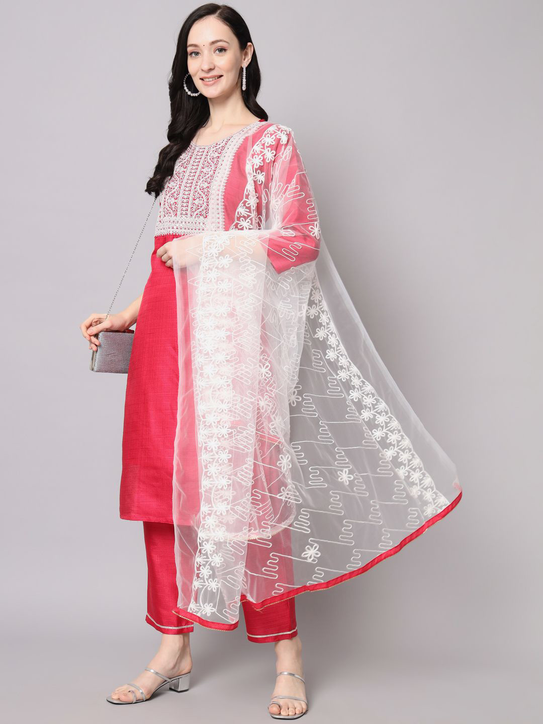 VredeVogel Women Cotton Silk Blend Kurta Pant Set With Net Embroidery Dupatta Set