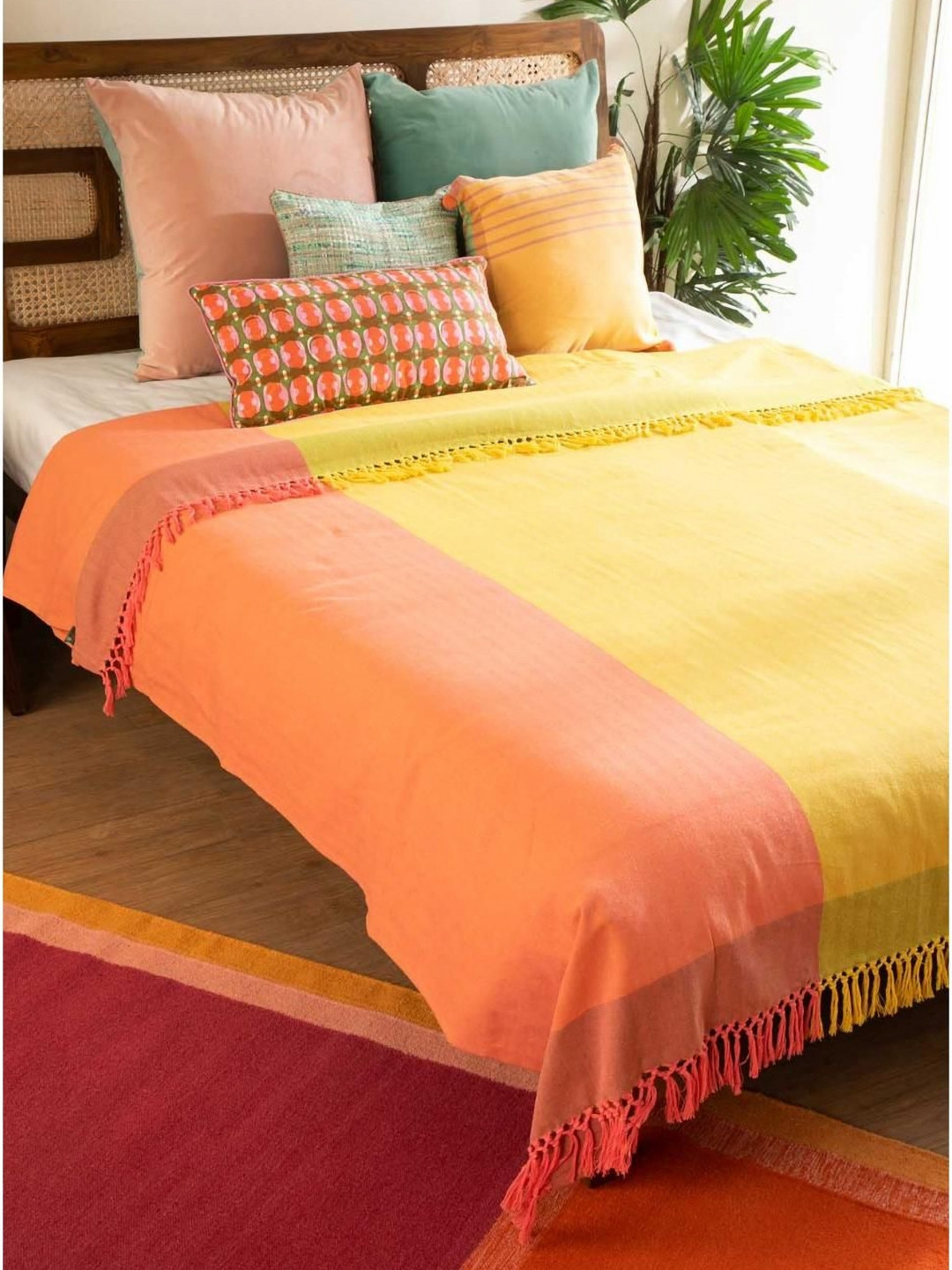 FREEDOM TREE Oram Yellow & Orange-Coloured Colour-Blocked King Bedcover